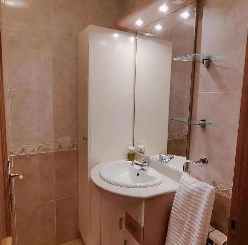 アパート Leiras Pulpeiro Con Garaje